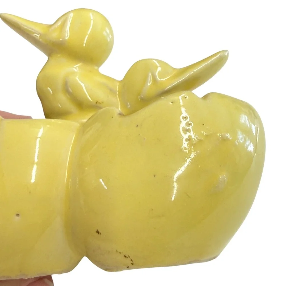 Mc Coy Duckling Egg Planter Unisex OS‎ Yellow Good Vintage Ceramic Kitsch MCM